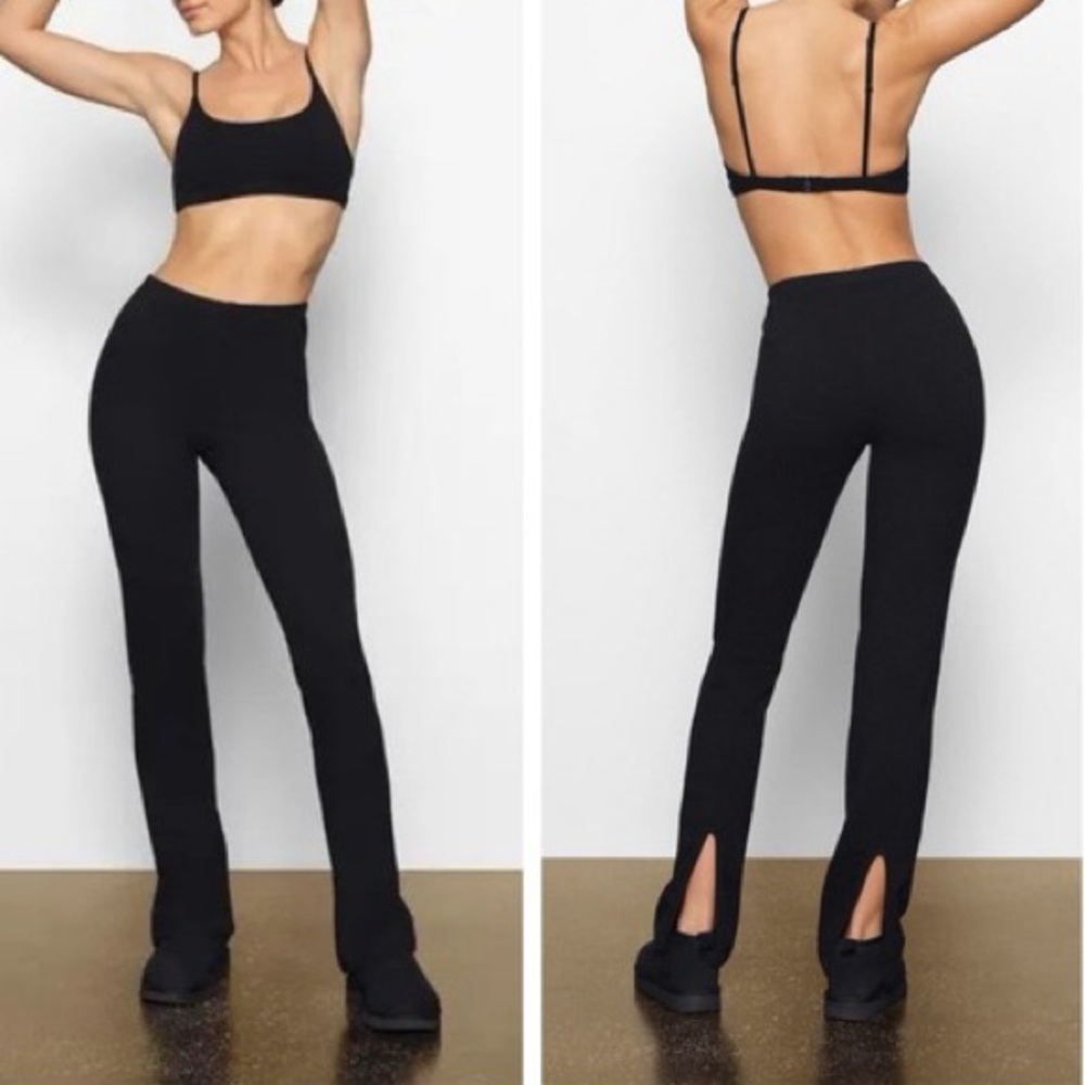 Skims Black Outdoor Basics Split Hem Leggings